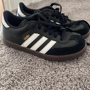 Boys black and white adidas Samba sneakers